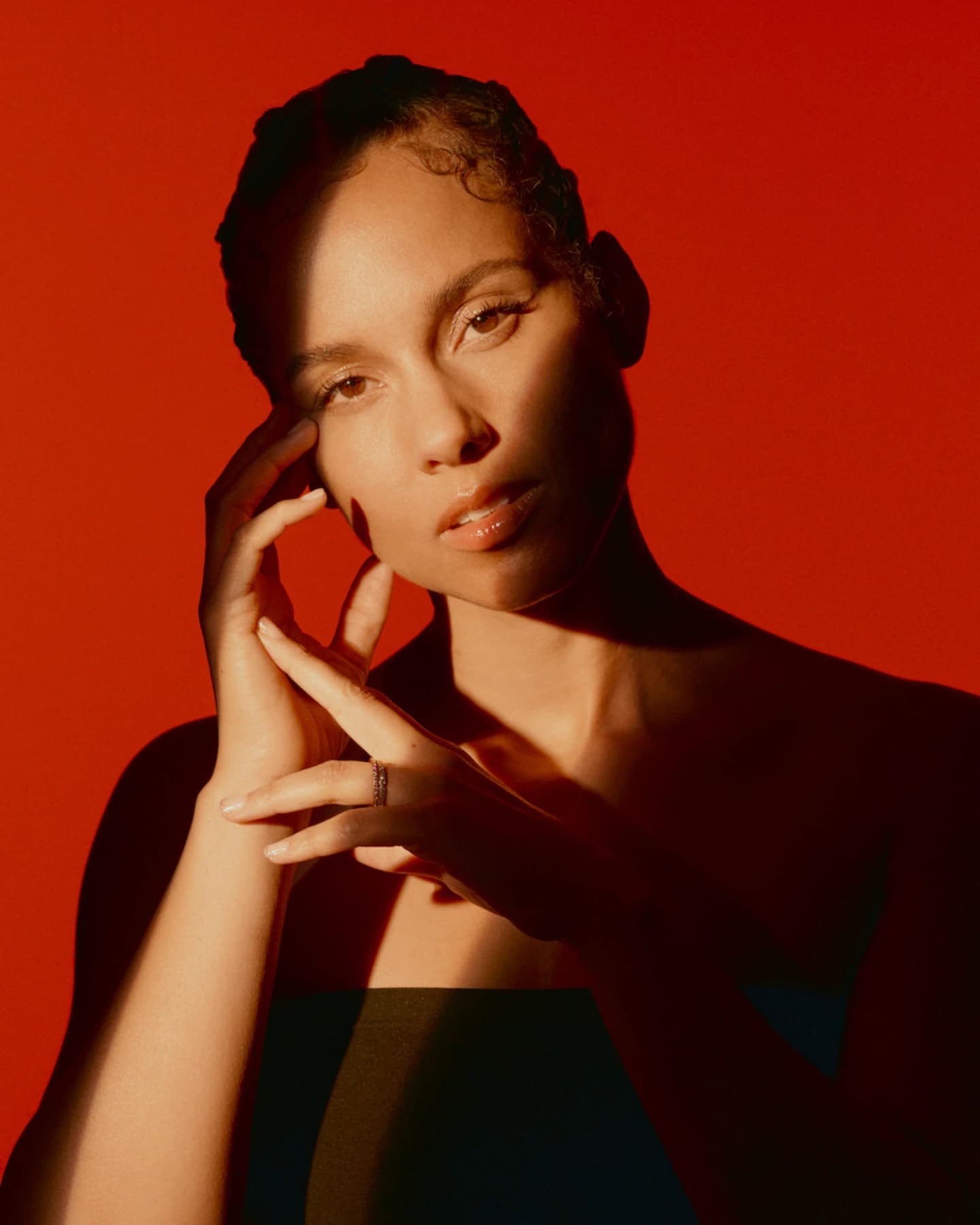 Alicia Keys. Official website of the renowned artist.